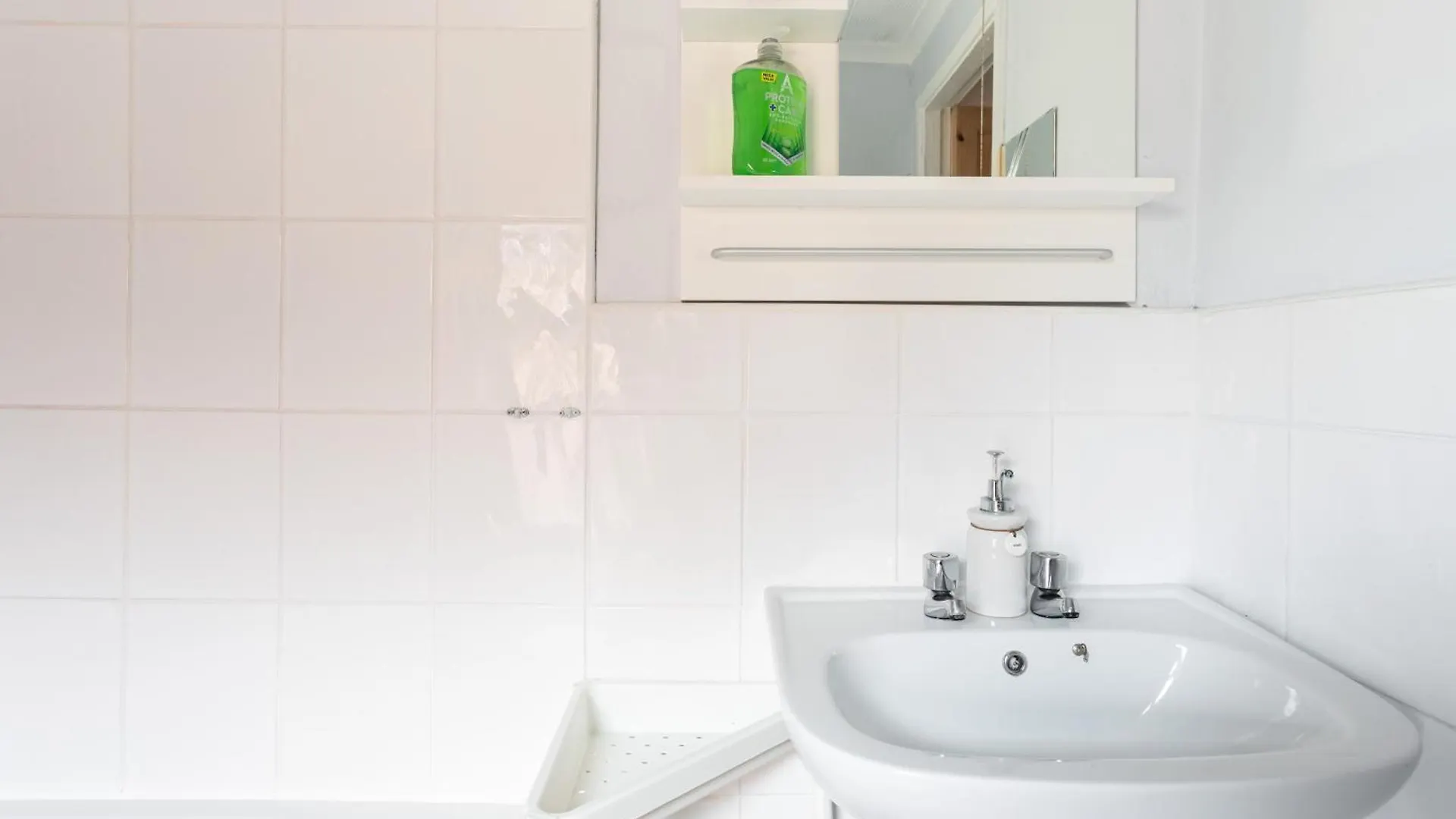 別荘 Belfast City - 3 Bedroom Cosy Home - Walking Distance To City