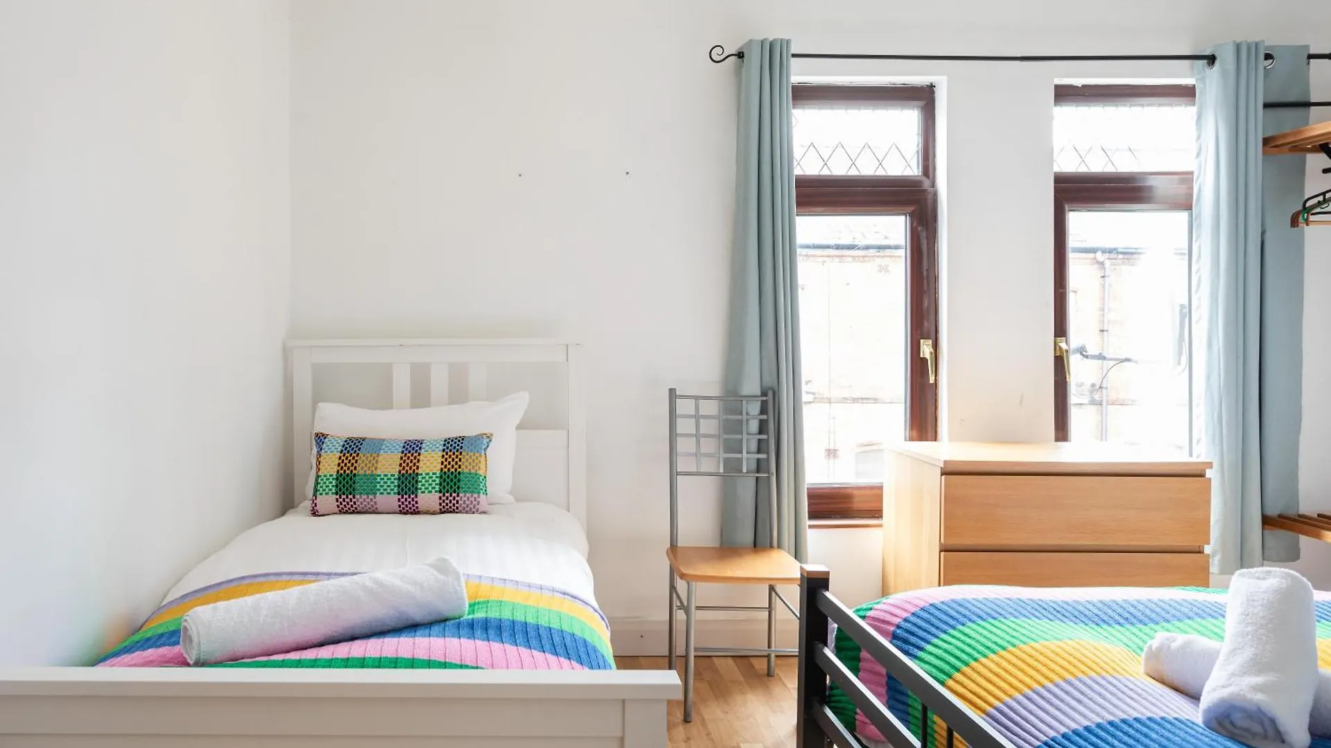 Belfast City - 3 Bedroom Cosy Home - Walking Distance To City 0*,  イギリス