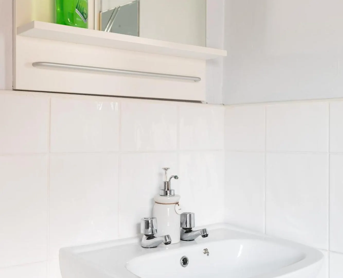 Belfast City - 3 Bedroom Cosy Home - Walking Distance To City 0*,  イギリス
